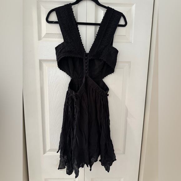 Free People Cut Out Mini Dress With Ruffles - Picture 5 of 7